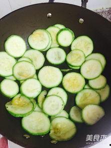 小瓜如何晒干吃视频,轻松学会美味晒干小瓜制作